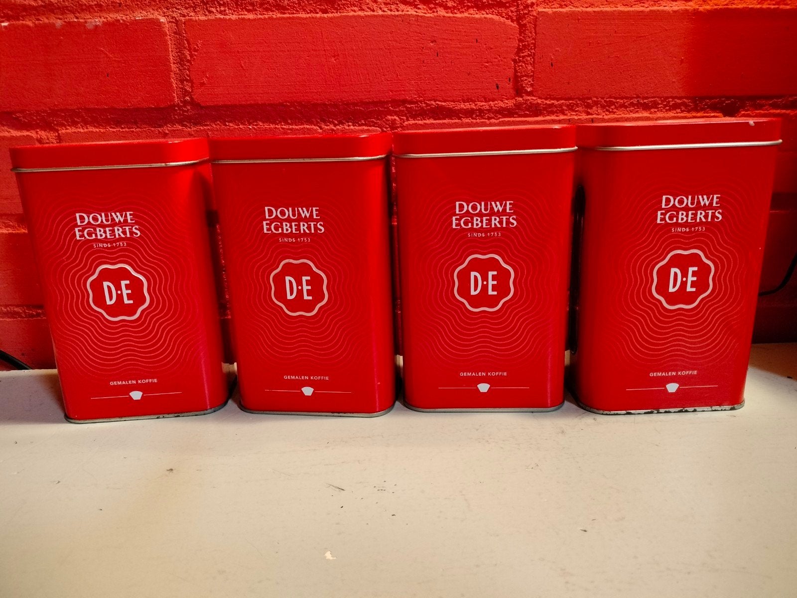 Douwe Egberts Koffie Voorraadblikken - Set van 4 Rood, Huis en Inrichting, Vintage, Gebruikt, Ophalen of Verzenden, Metaal