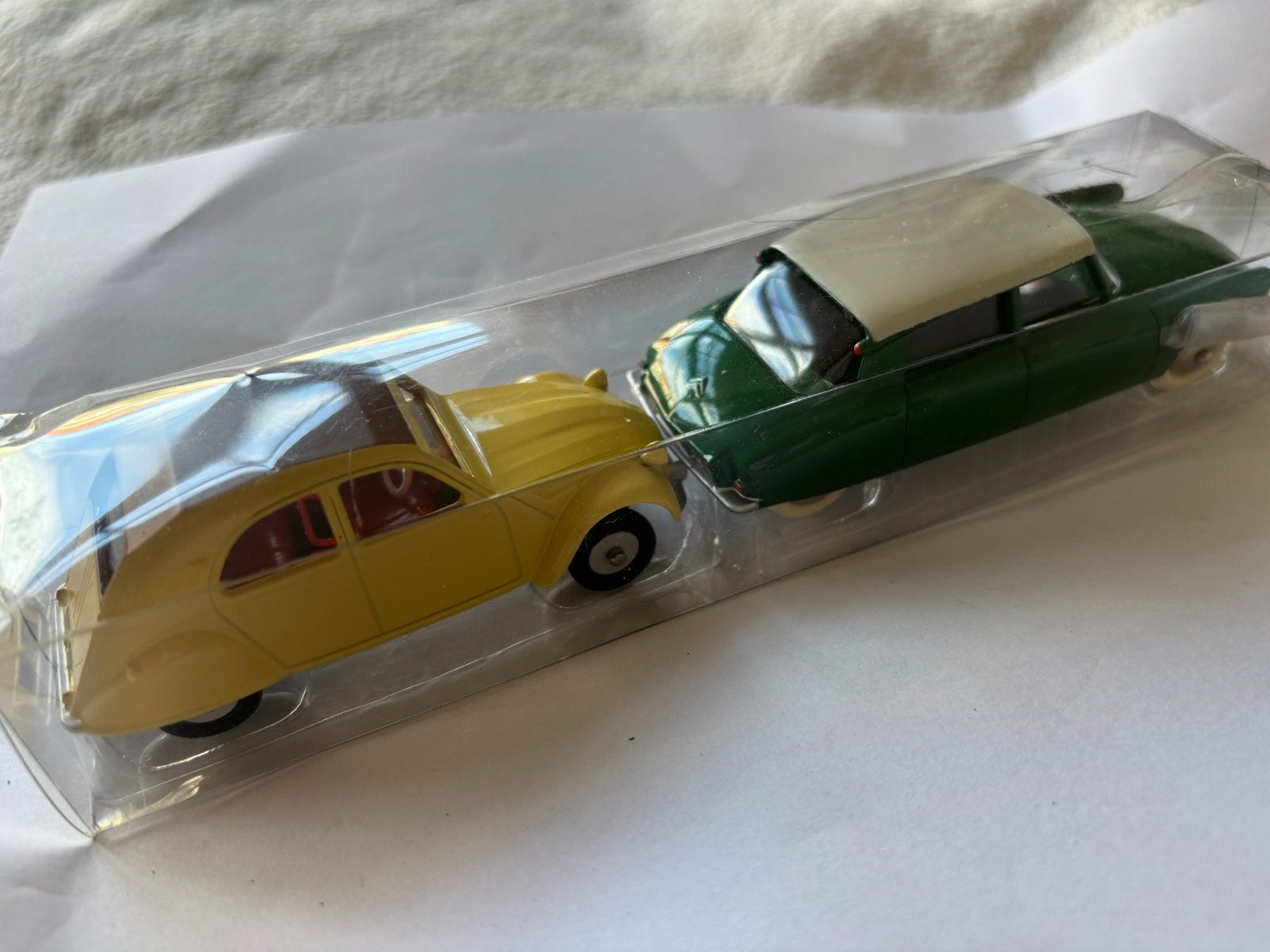 Dinky Toys Citroën 2CV en DS 19 modelauto's Mattel, Ophalen of Verzenden, Nieuw
