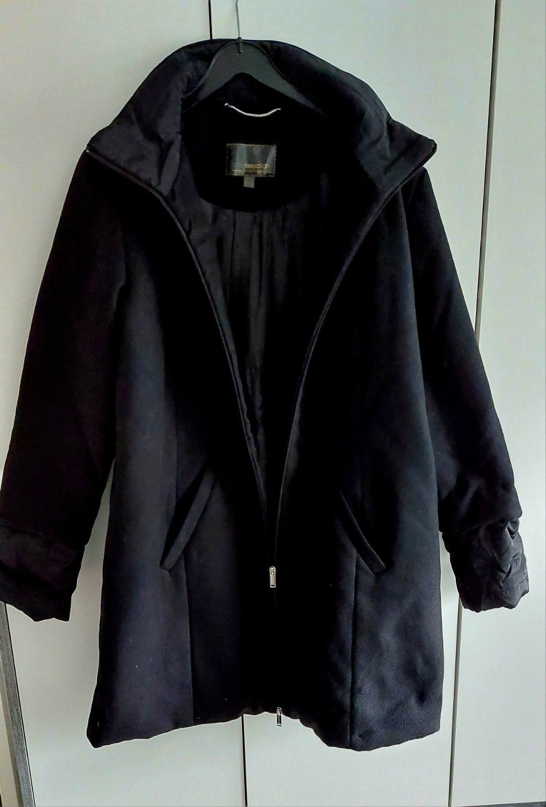 Nieuwe zwarte winterjas - Maat 46 (past ook 44), Ophalen of Verzenden, Nieuw, Maat 46/48 (XL) of groter, Zwart