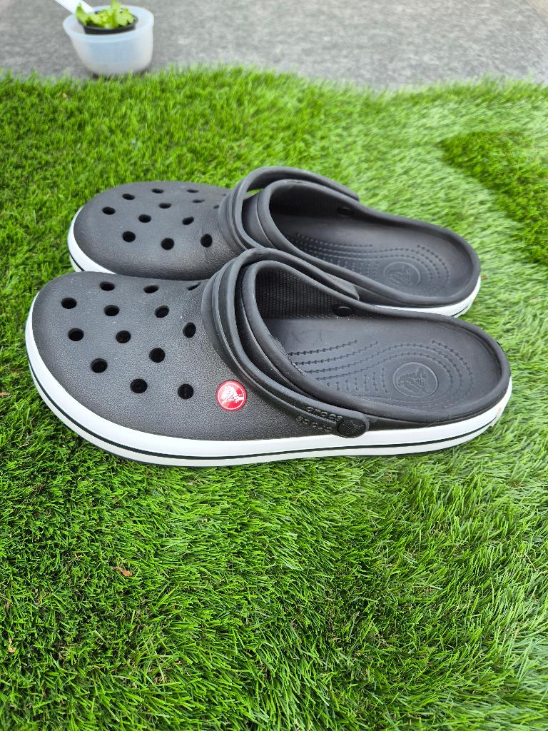 Originele Crocs, maat 43, z.g.a.n, Kleding | Heren, Schoenen, Crocs, Klompen, Zwart, Ophalen of Verzenden
