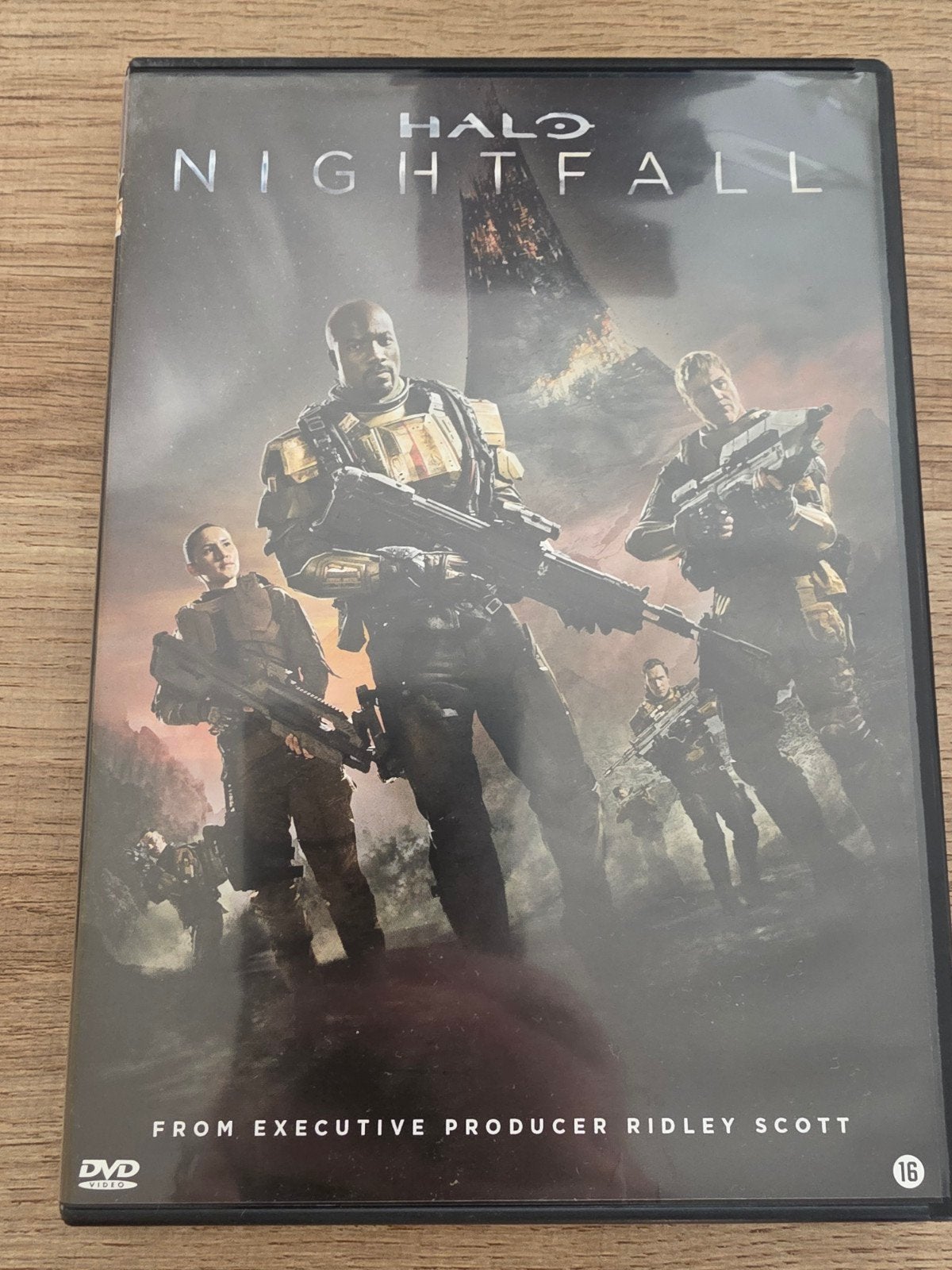 Halo nightfall, Alle leeftijden, Ophalen of Verzenden, Zo goed als nieuw