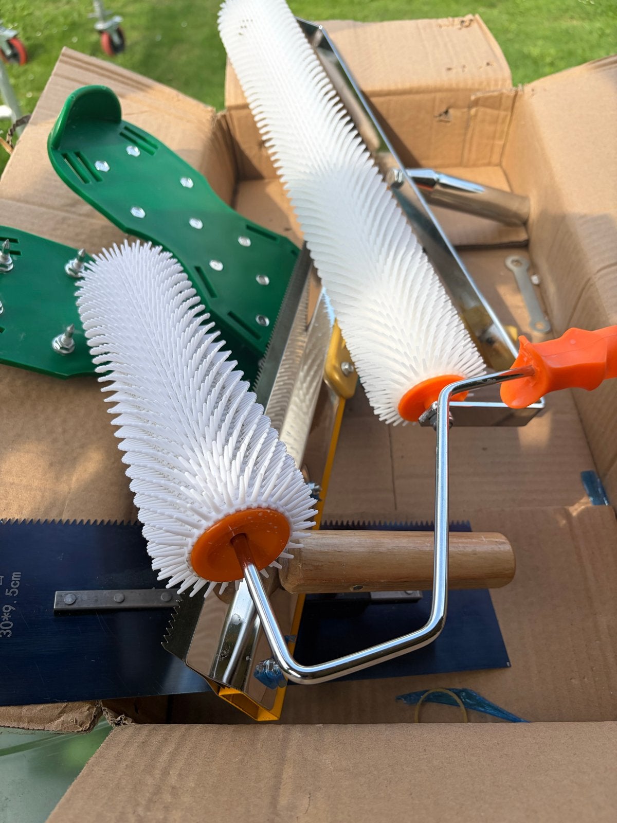 Epoxy egaline vloer set - prikroller en spijkerschoenen, Ophalen of Verzenden, Gebruikt, Overige typen