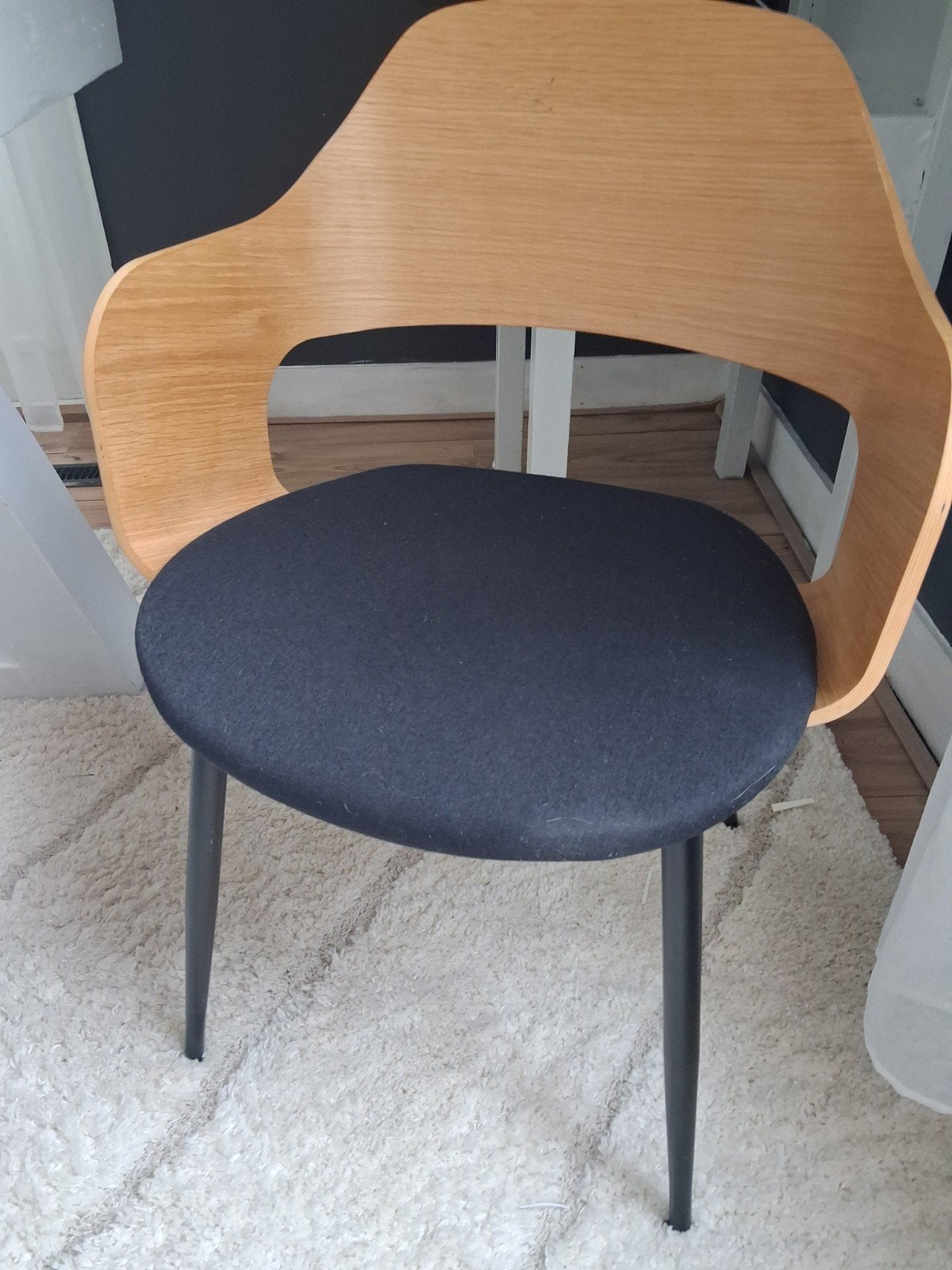 Prachtige Scandinavische eetkamerstoel - Zeer goede staat, Ophalen, Hout, Scandinavisch design, Zwart