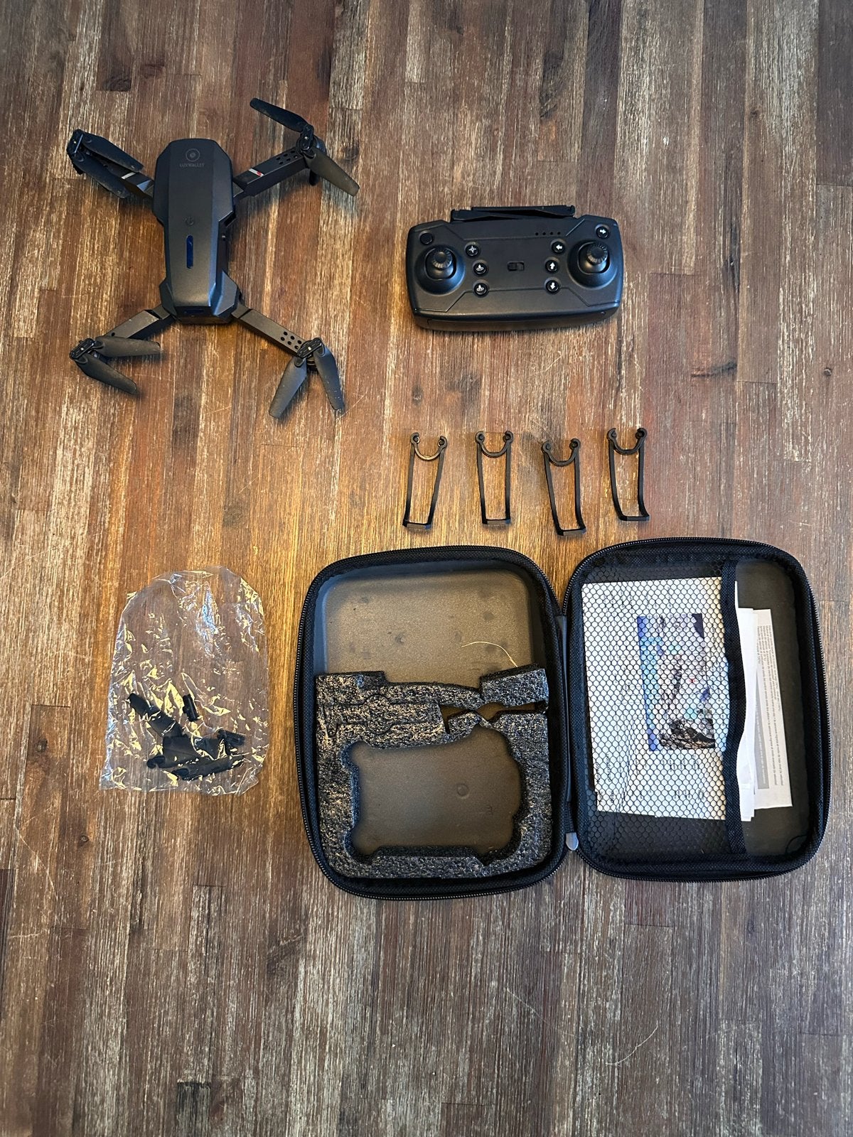 Luxwallet drone met defecte propeller, Audio, Tv en Foto, Drones, Basiskwaliteit, Extra accu('s), Overige merken, Minder dan 100 meter