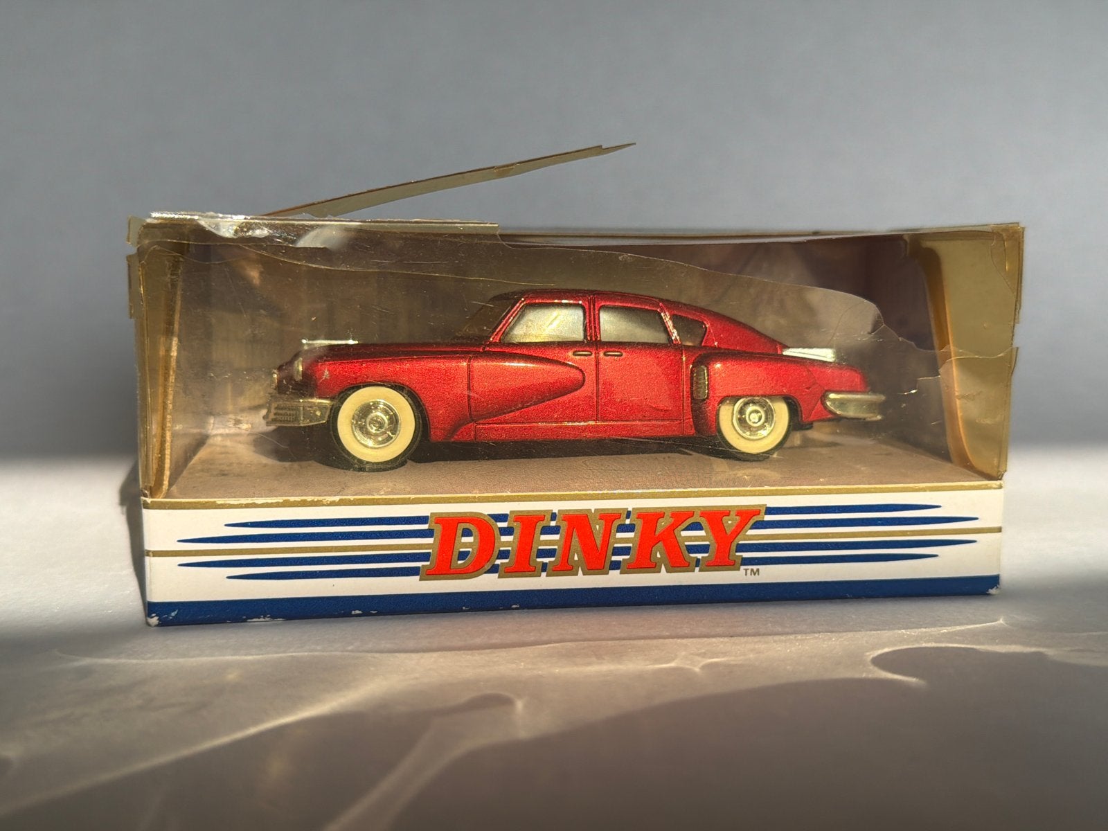 Dinky Toys DY-11 1948 Tucker Torpedo - Zo goed als nieuw, Ophalen, Zo goed als nieuw, Auto, Dinky Toys