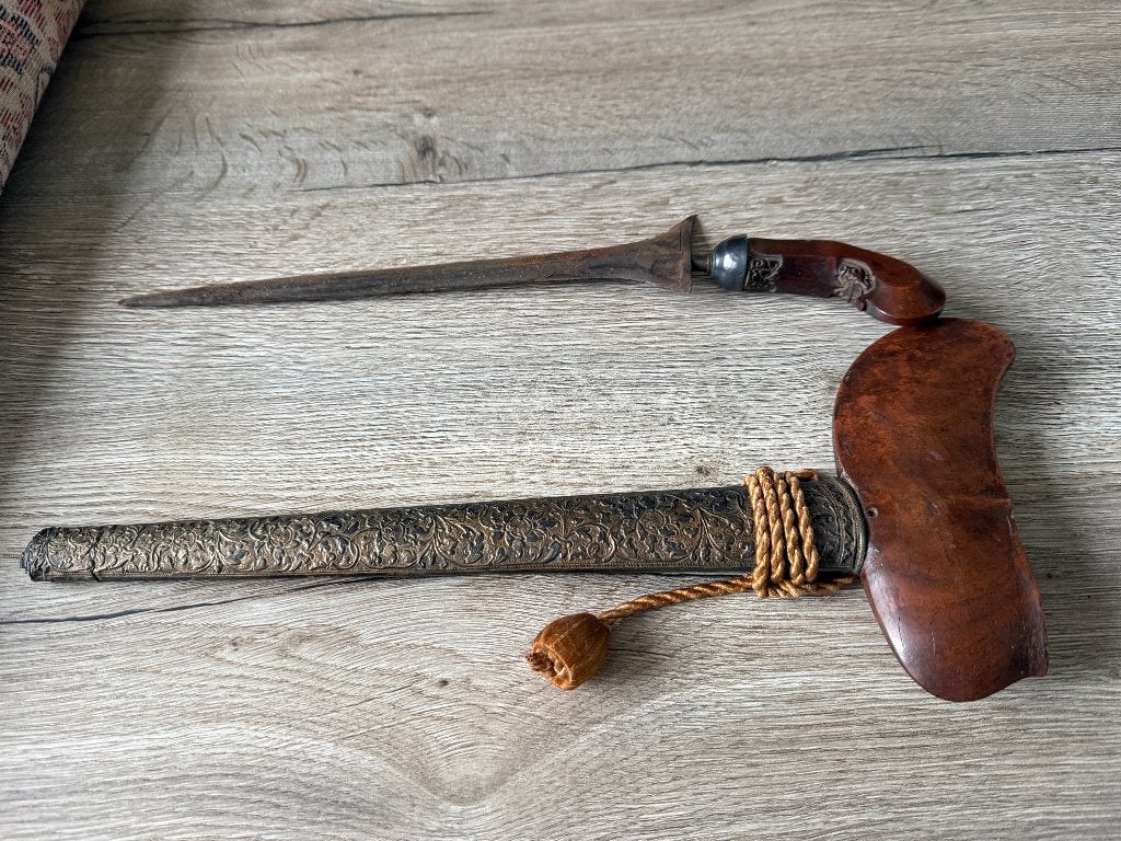 Mooie oude gebruikte Golok, Kris., Ophalen of Verzenden, Landmacht, Azië, Mes of Dolk