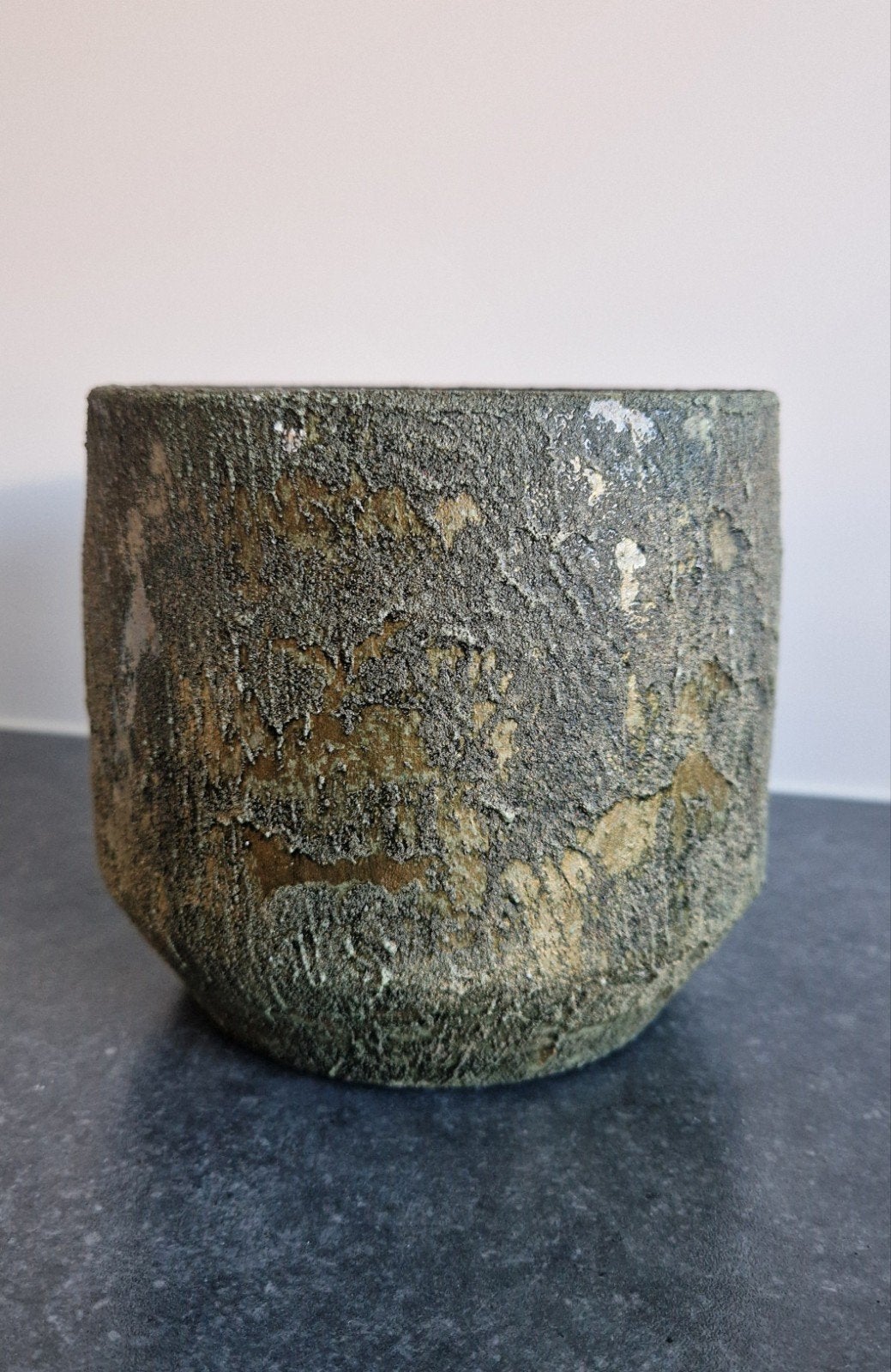 Bloempot groen-goud, Ophalen, Gebruikt, Rond, Binnen