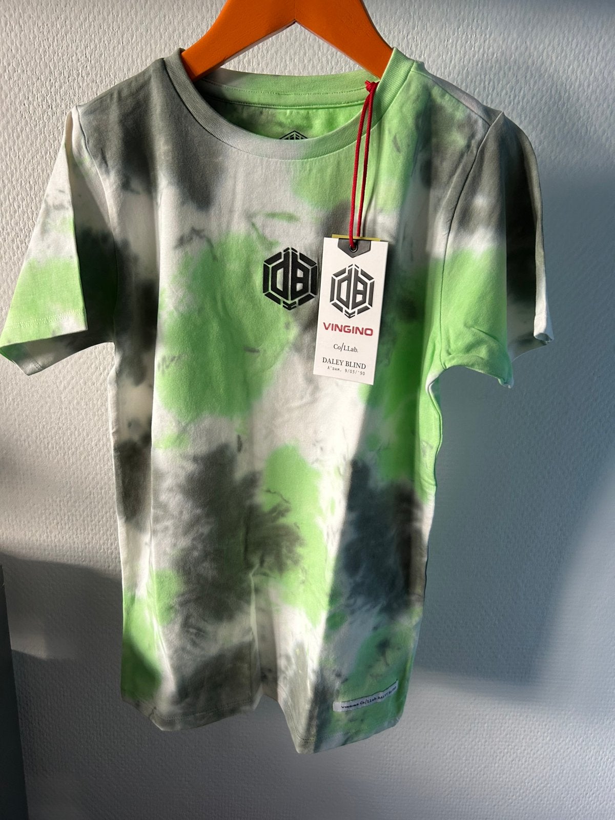 Nieuw vingino shirt maat 128 - daley blind collectie, Ophalen of Verzenden, Nieuw, Jongen, Shirt of Longsleeve