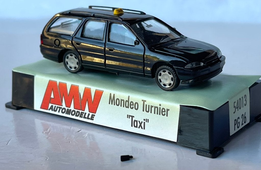 AWM 12186: Ford Mondeo Turnier Taxi, Ophalen of Verzenden, Zo goed als nieuw, Auto