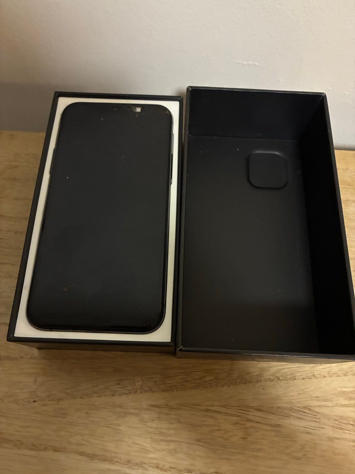 iPhone 11 Pro Max - Achterkant gebroken en voorkant, IPhone 11 Pro Max, Ophalen of Verzenden, 64 GB, Zonder simlock