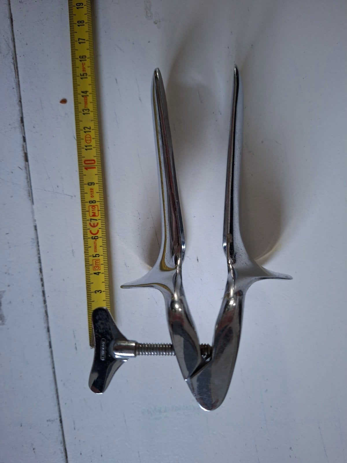 vintage eendenbek Gynaecologische apparatuur, Ophalen