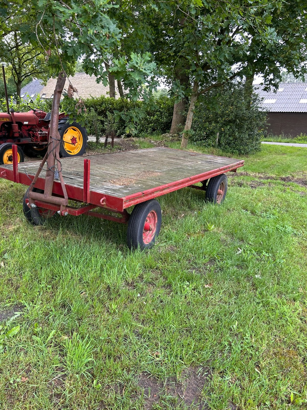 Robuuste platte wagen / aanhanger voor diverse doeleinden, Ophalen