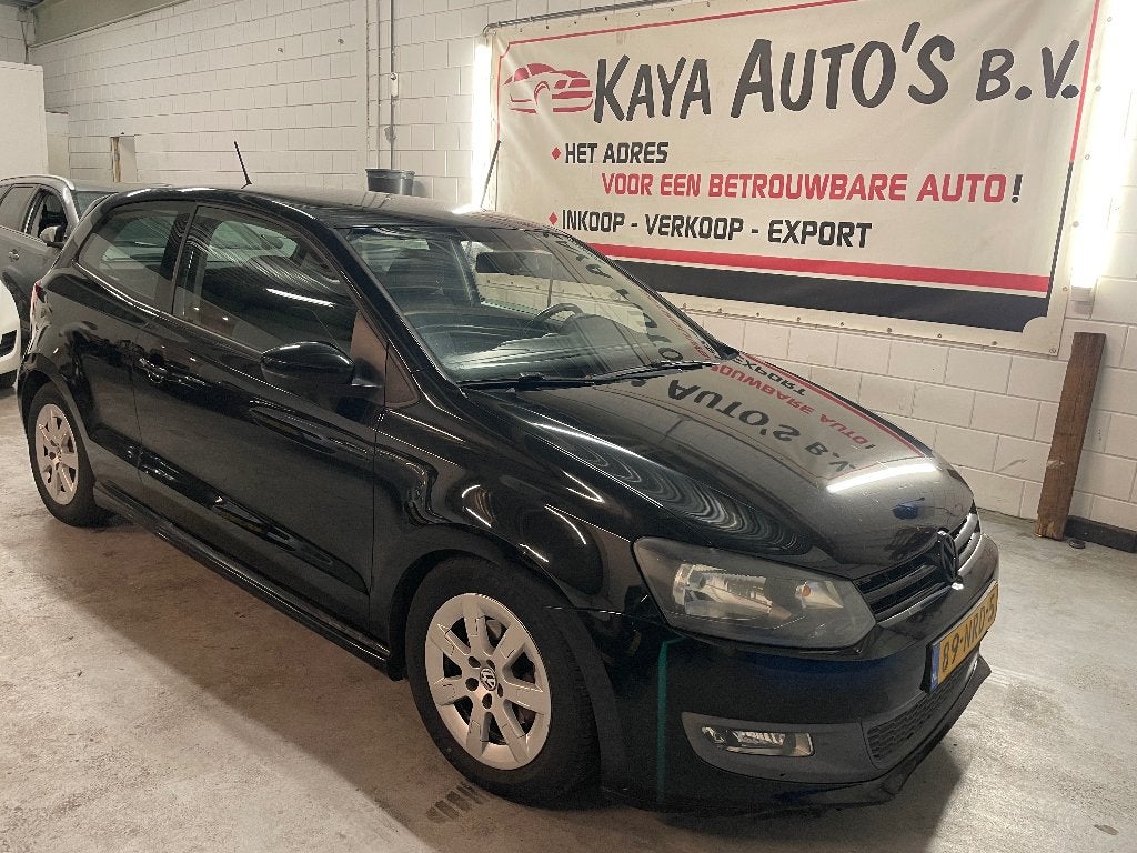 Volkswagen Polo 1.2 TDI 3D Bluemotion 2010 Zwart, Voorwielaandrijving, 74 pk, 1199 cc, 96 €/maand
