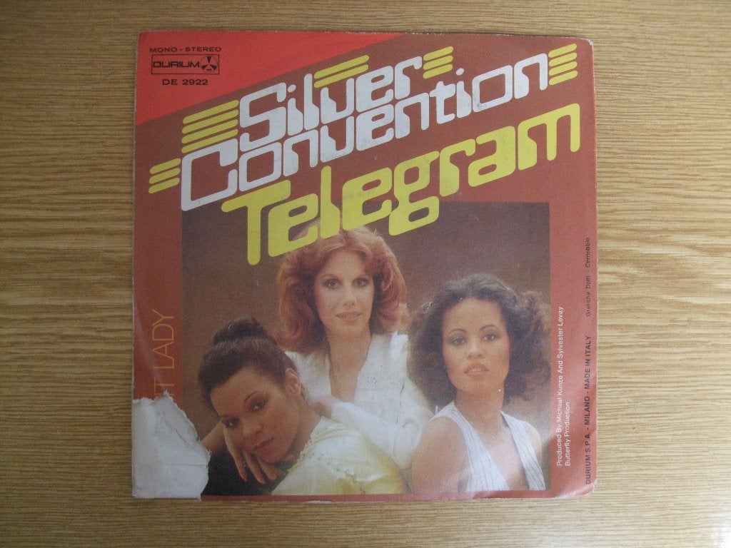 SILVER CONVENTION    TELEGRAM / MIDNIGHT LADY, 7 inch, Ophalen of Verzenden, Zo goed als nieuw, R&B en Soul