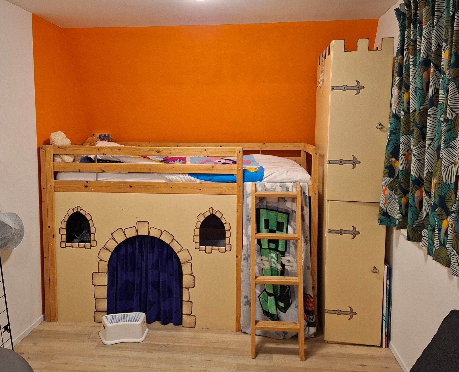 kasteel bed met twee kasten, Ophalen, Gebruikt, Hoogslaper