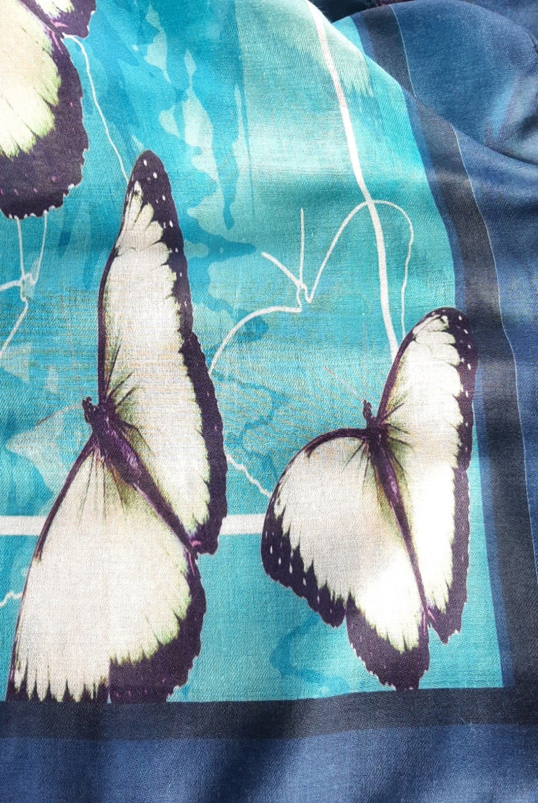Mooie vlinder sjaal nieuw blauw/wit, Ophalen of Verzenden, Maat 38/40 (M), Sjaal
