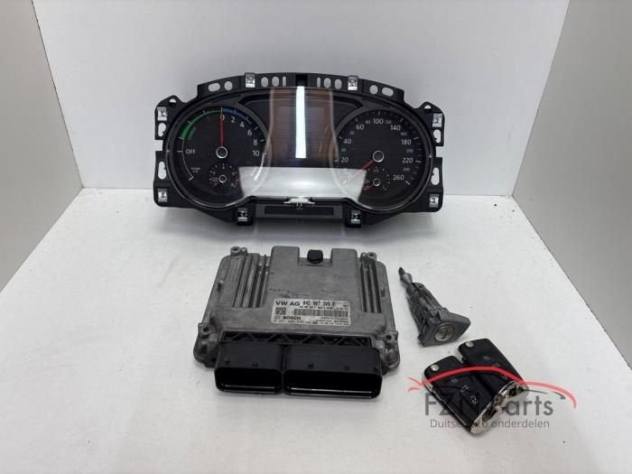 VW Golf 7 GTE 1.4 TSI Starterset Kontaktslot 2x sleutel (04E, Ophalen of Verzenden, Gebruikt