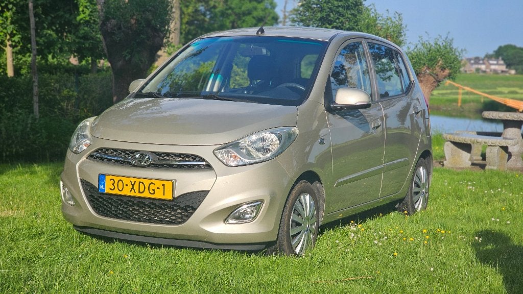 Hyundai i10 1.25 - 2012, Auto's, Voorwielaandrijving, Euro 5, 450 kg, 31 €/maand