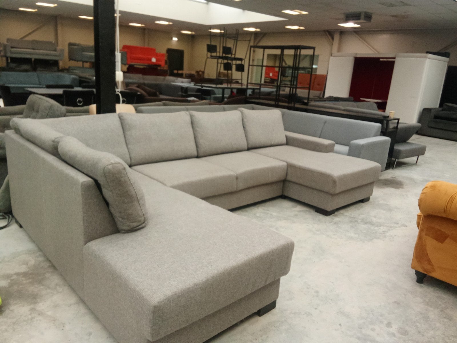 u bank 330x220x150cm - nu €325,-, ., Hoekbank, 300 cm of meer, Ophalen of Verzenden