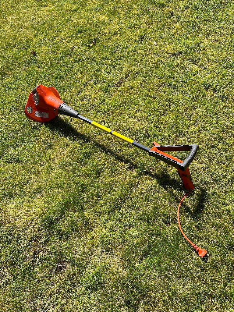 Grastrimmer, elektrisch 220 V, Ophalen, Gebruikt, 10 tot 30 cm, Elektrisch