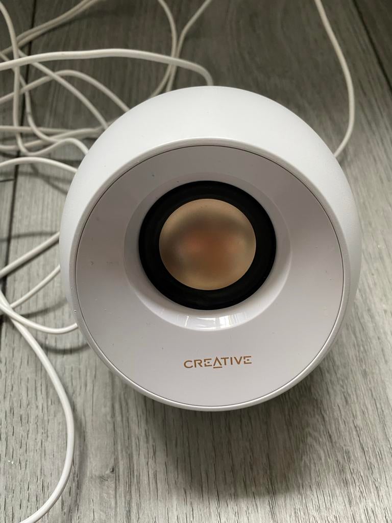 Creative speakers voor computer, Computers en Software, Pc speakers, Ophalen of Verzenden, Zo goed als nieuw, Audiokanaal 2
