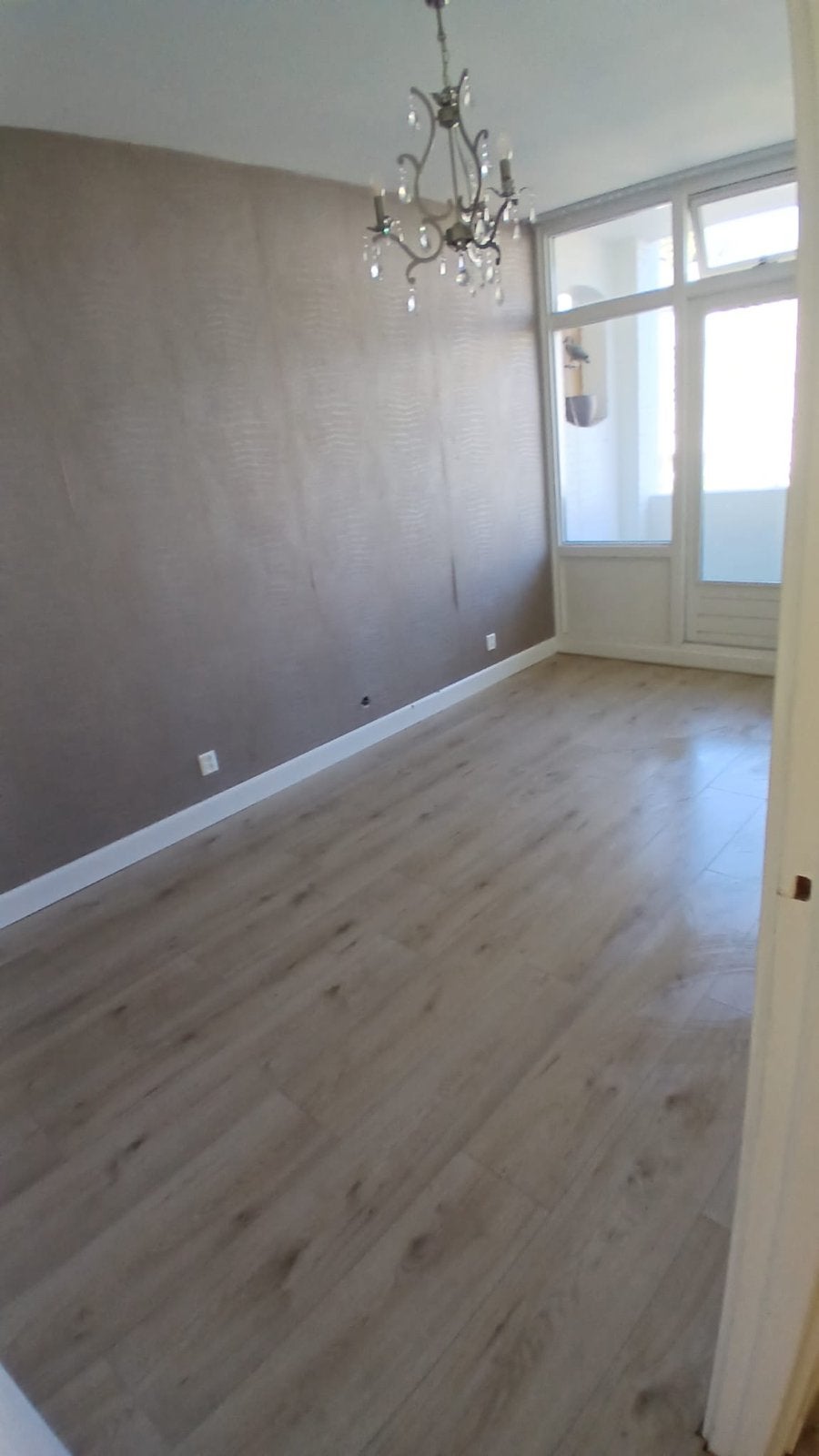 Laminaat (gratis ophalen), Ophalen, 50 tot 150 cm, 10 m² of meer, 10 tot 30 cm