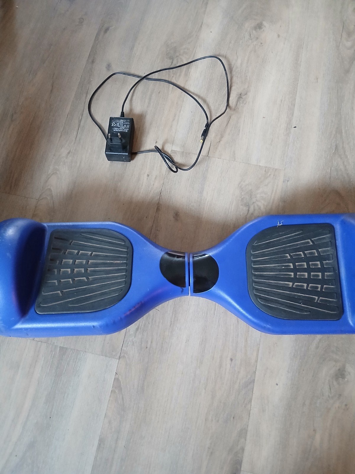 Mooie blauwe hoverboard met oplader, werkt goed, Ophalen of Verzenden, Gebruikt