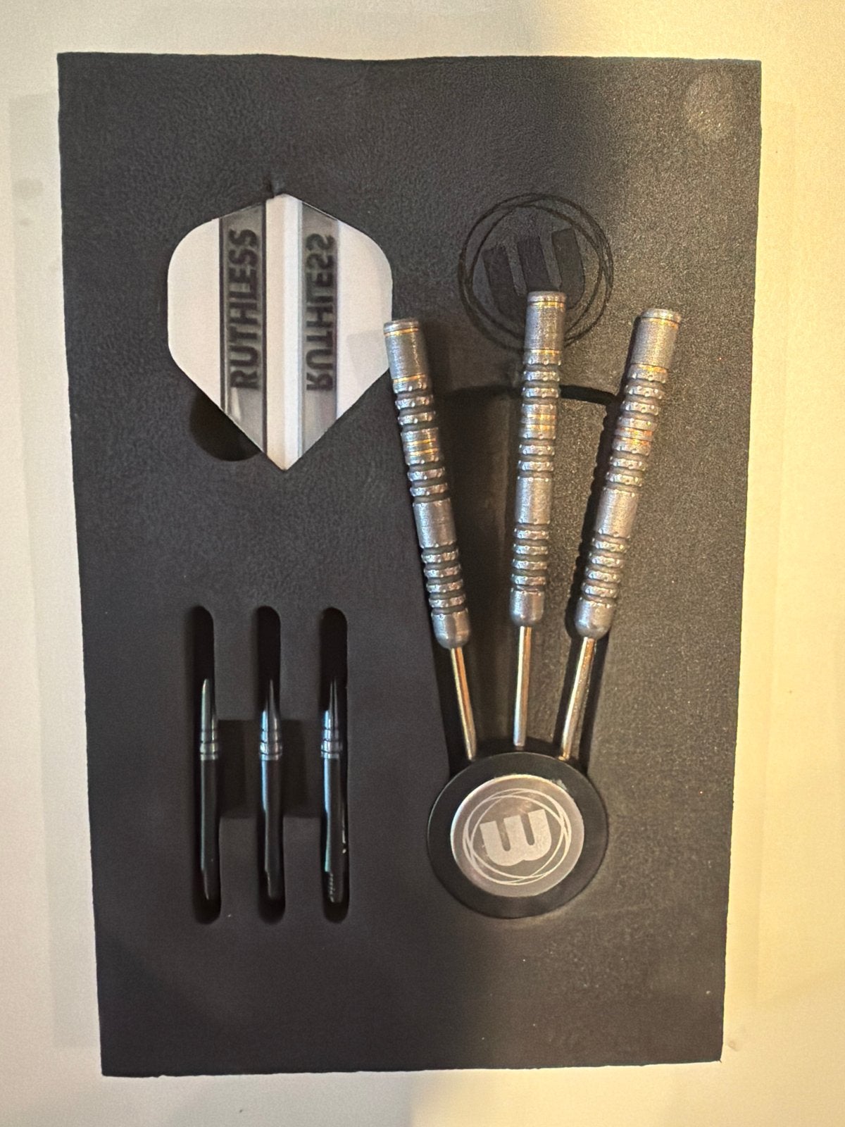 Winmau Michael van Gerwen Evox Darts 22.5g, Verzenden, Gebruikt, Pijlen