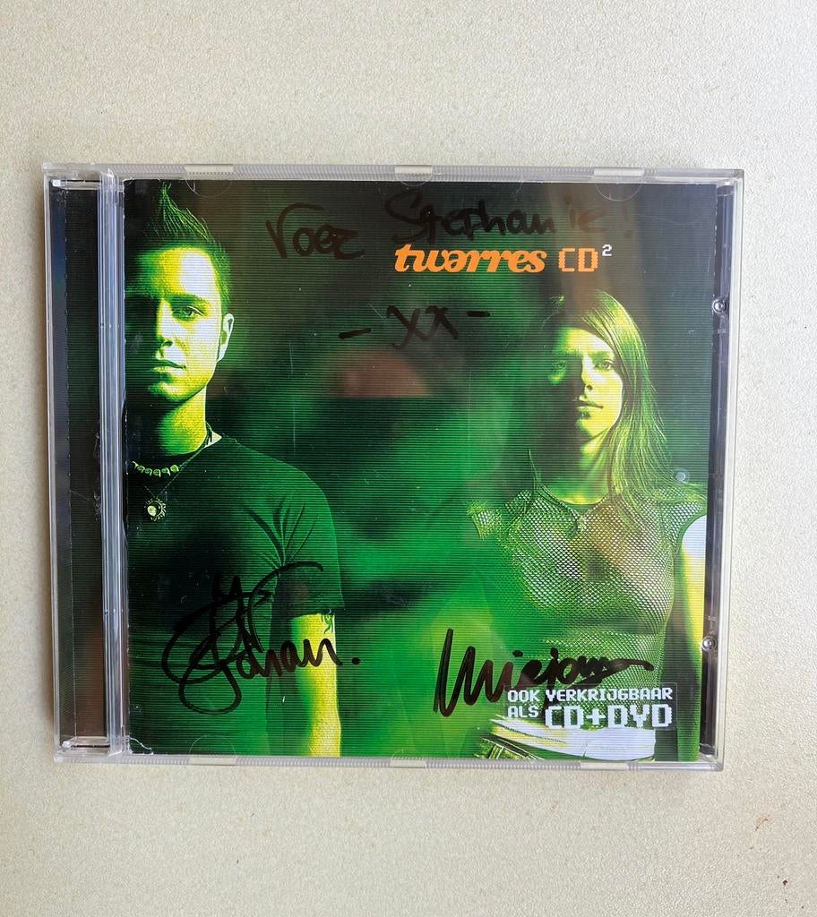 TWARRES CD²" = de Nederlandse band Twarres GESIGNEERD, Cd's en Dvd's, Cd's | Pop, Zo goed als nieuw, Ophalen of Verzenden