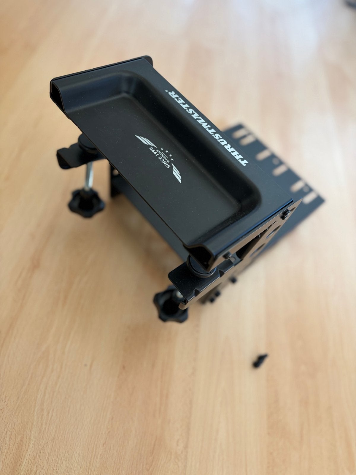 Thrustmaster Flying Clamp, Computers en Software, Joysticks, Ophalen of Verzenden, Zo goed als nieuw