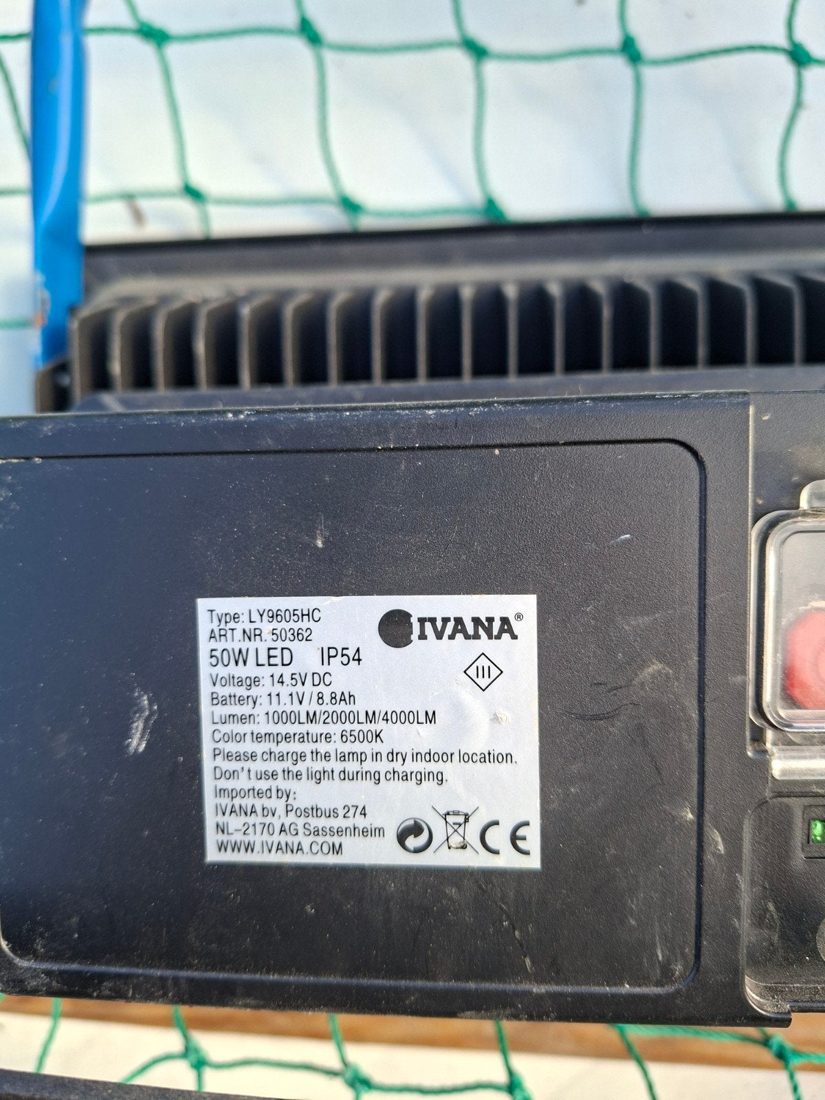 Accu Ivana LED Bouwlamp 50W met Statief - Zo goed als nieuw, Ophalen, Met statief, Zo goed als nieuw, Lamp met armatuur