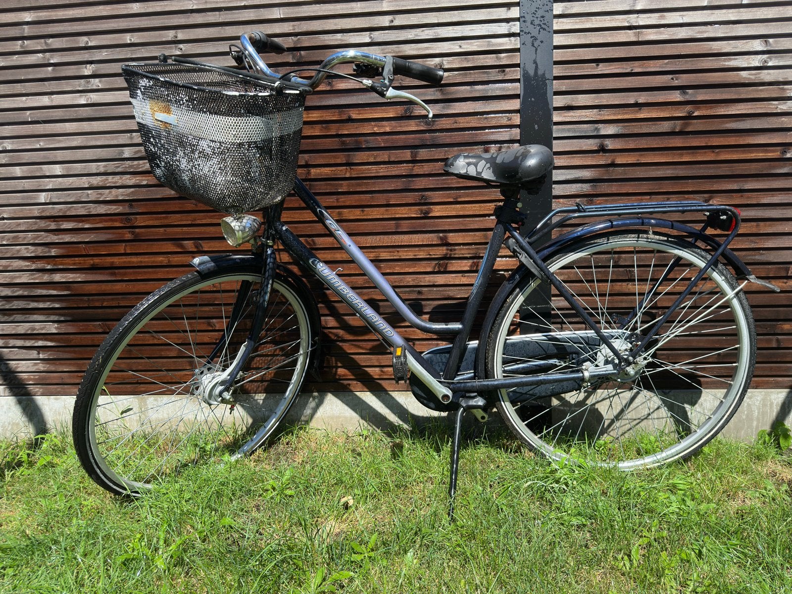 2 damesfietsen met fietsmand en versnellingen – Opknappers, Fietsen en Brommers, Velgrem, Versnellingen, Ophalen, Overige merken