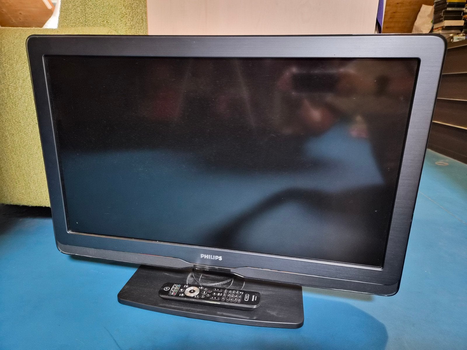 Philips Ambilight TV 32 inch met afstandsbediening - Retro G, Ophalen