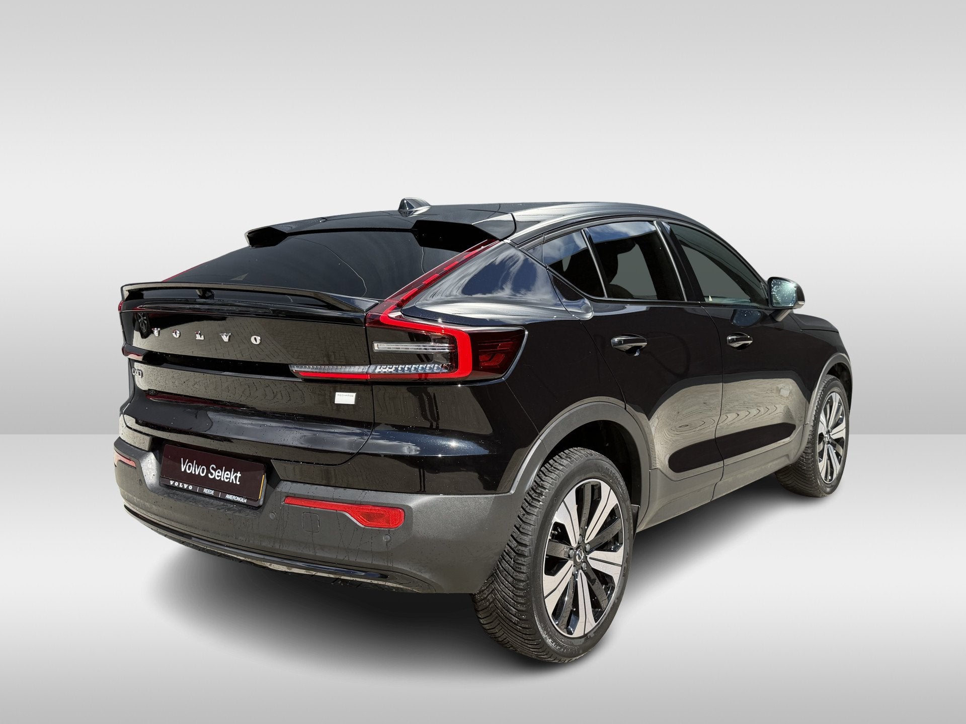 Volvo C40 Recharge Plus 69 kWh | Climate | Getint glas, Gebruikt, 24 min, Zwart, Grijs