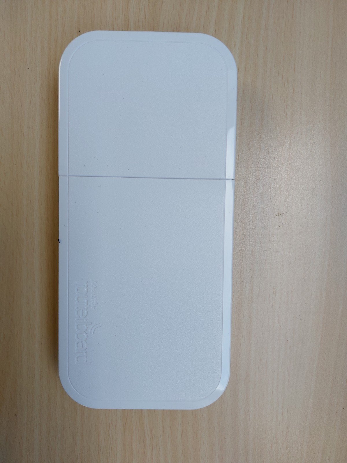 Hotspot installatie  30x  hotspot antenne's  CCR1009, CRS326, Router, Gebruikt, MikroTik, Info@mikrotik.com