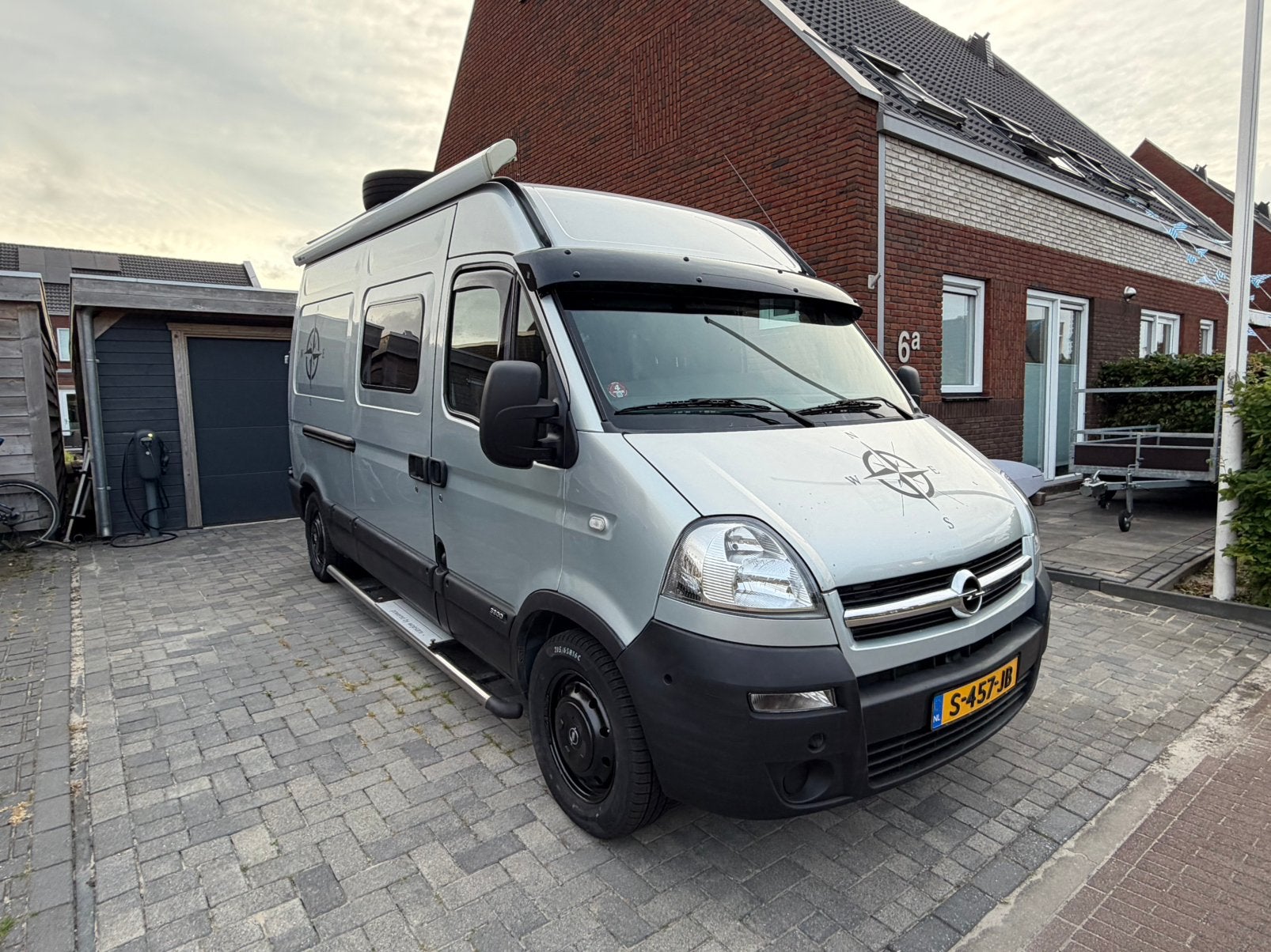 Compacte buscamper - Opel Movano 2.2Cdti L2H2, Caravans en Kamperen, Campers, Particulier, tot en met 2, Buscamper of Camperbus