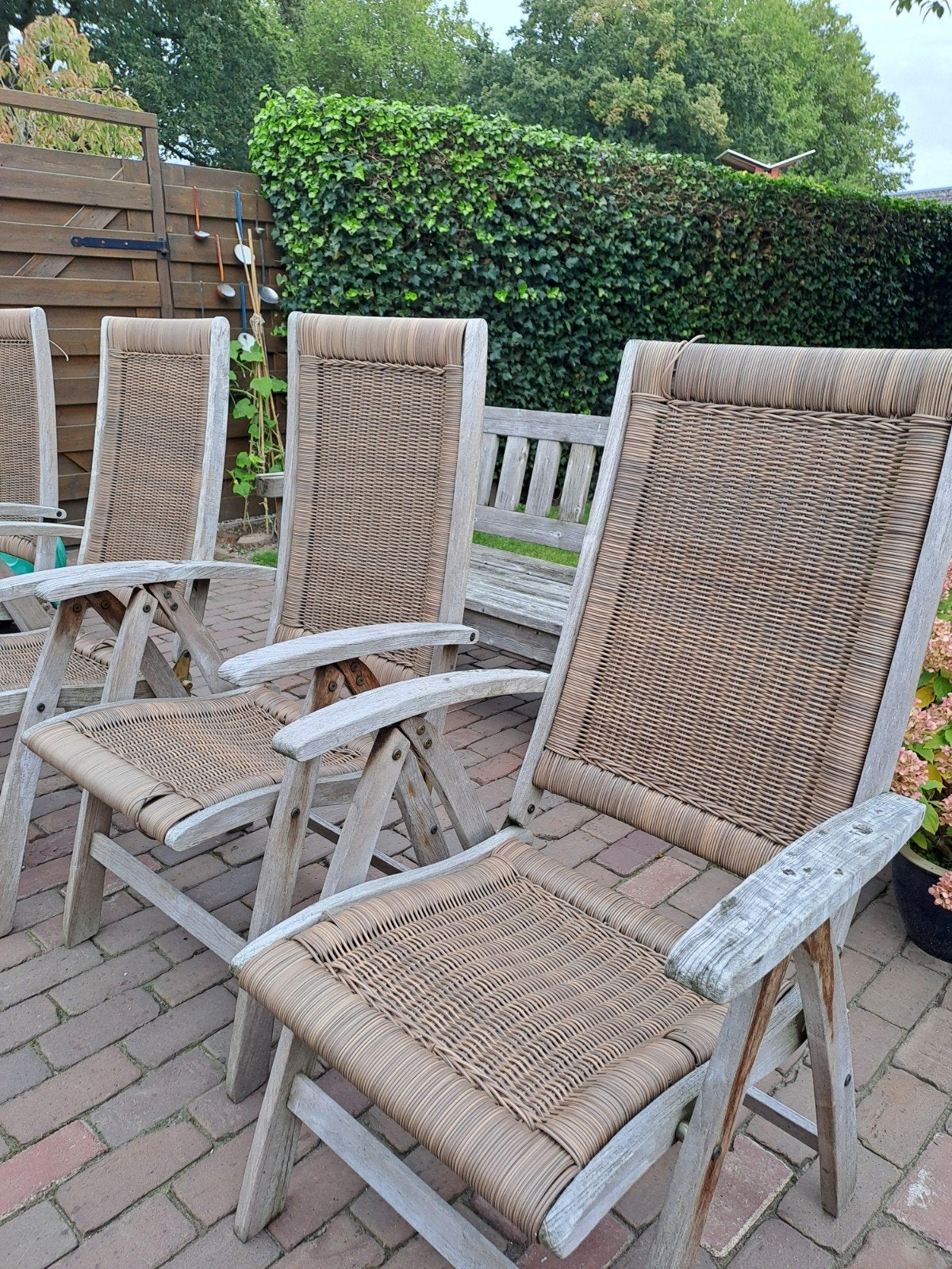 gratis hardhouten tuistoelen