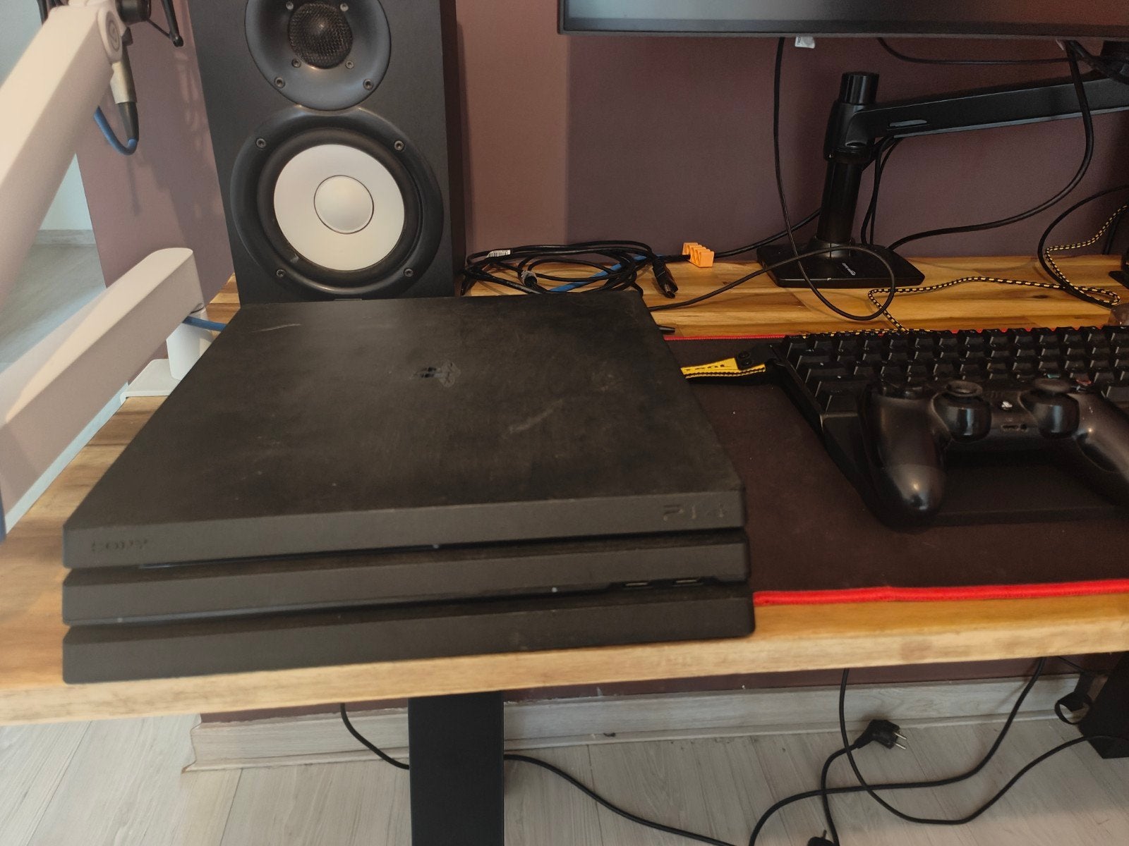 PlayStation 4 Pro met firmware 9.00, Spelcomputers en Games, Spelcomputers | Sony PlayStation 4, Ophalen of Verzenden, 1 TB, Met 1 controller