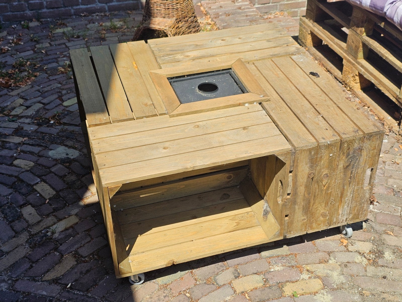 Pallet Loungeset met Kussens en Bijzettafel, Ophalen, Gebruikt, Bank