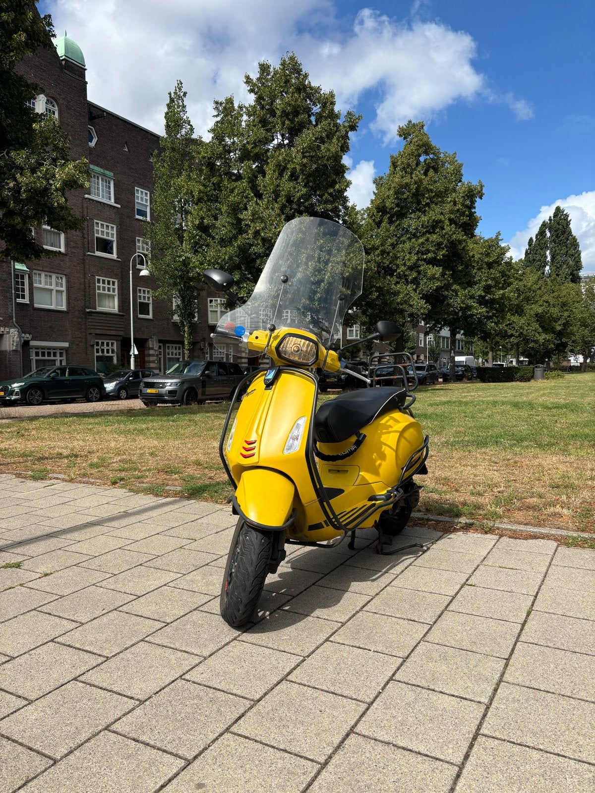 Vespa Sprint 2017 - Grote beurt, nieuwe accu, 2 sloten, Fietsen en Brommers, Scooters | Vespa, Ophalen, Gebruikt, Benzine, Overige modellen
