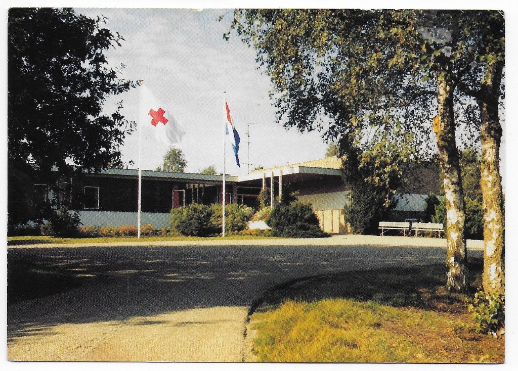 Someren Rode Kruis Bungalow Gelopen Ansichtkaart ( B5984 ), Ophalen of Verzenden, 1980 tot heden, Gelopen, Utrecht