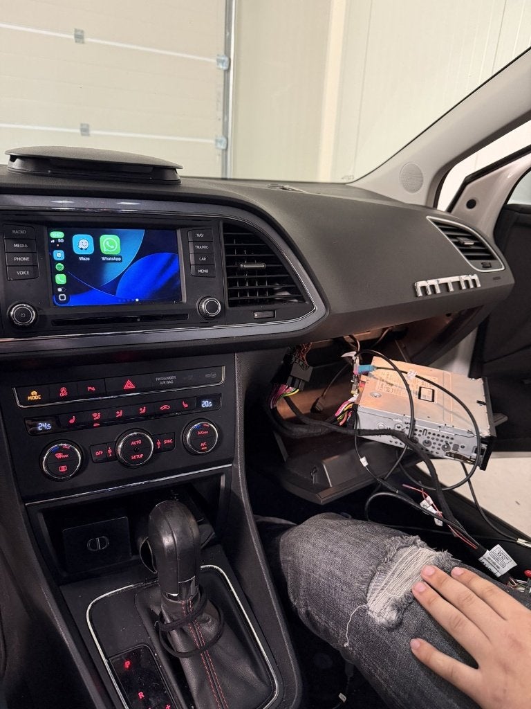 CarPlay module VW Audi Seat Skoda – eigen scherm behouden, Ophalen, Nieuw