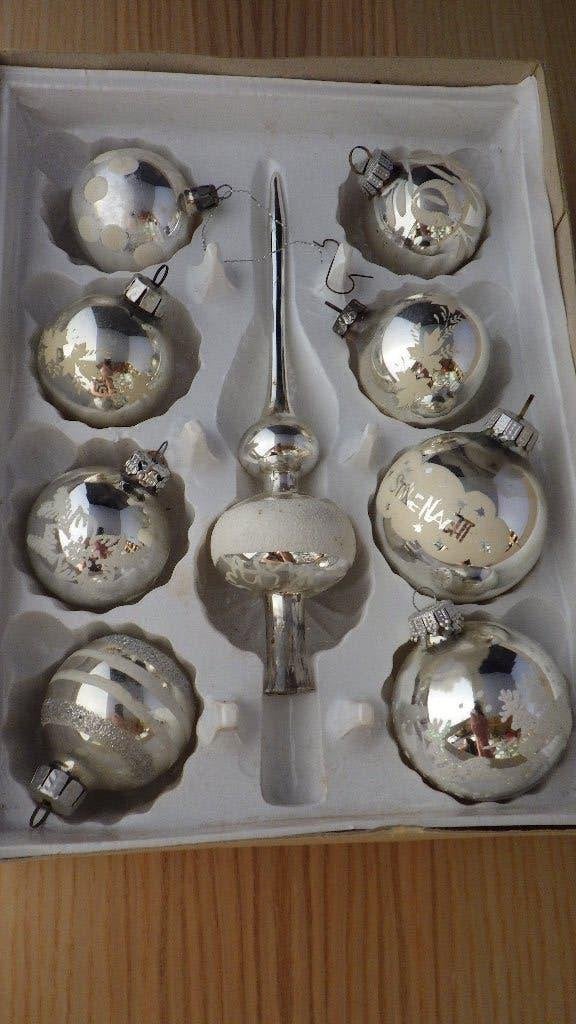 mooie zilverkleurige kerstballen en piek, Diversen, Kerst, Ophalen of Verzenden, Gebruikt