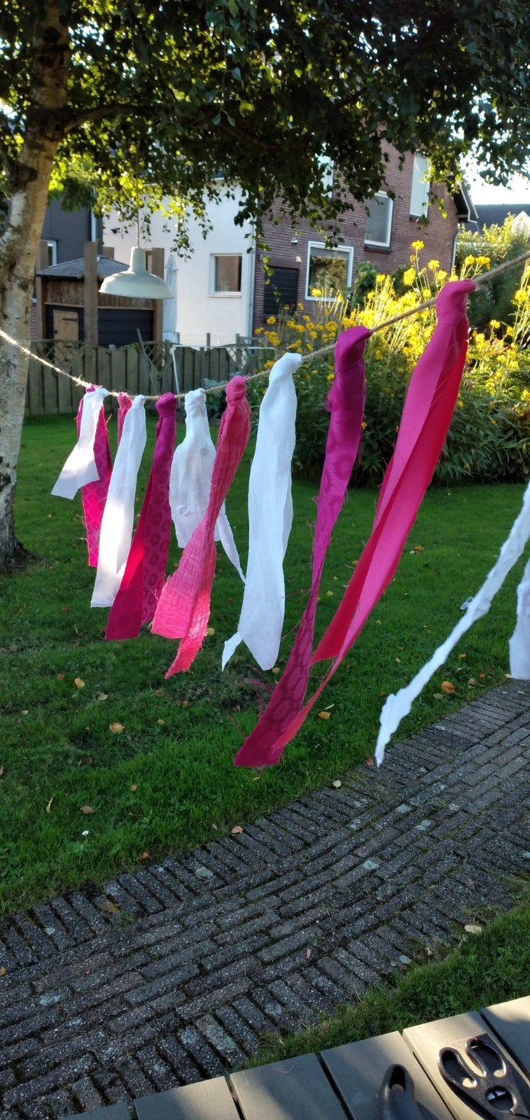 Feestelijke slinger roze/wit - geboorteslinger 1.5 m, Ophalen of Verzenden, Nieuw, Versiering, Geboorte of Huwelijk
