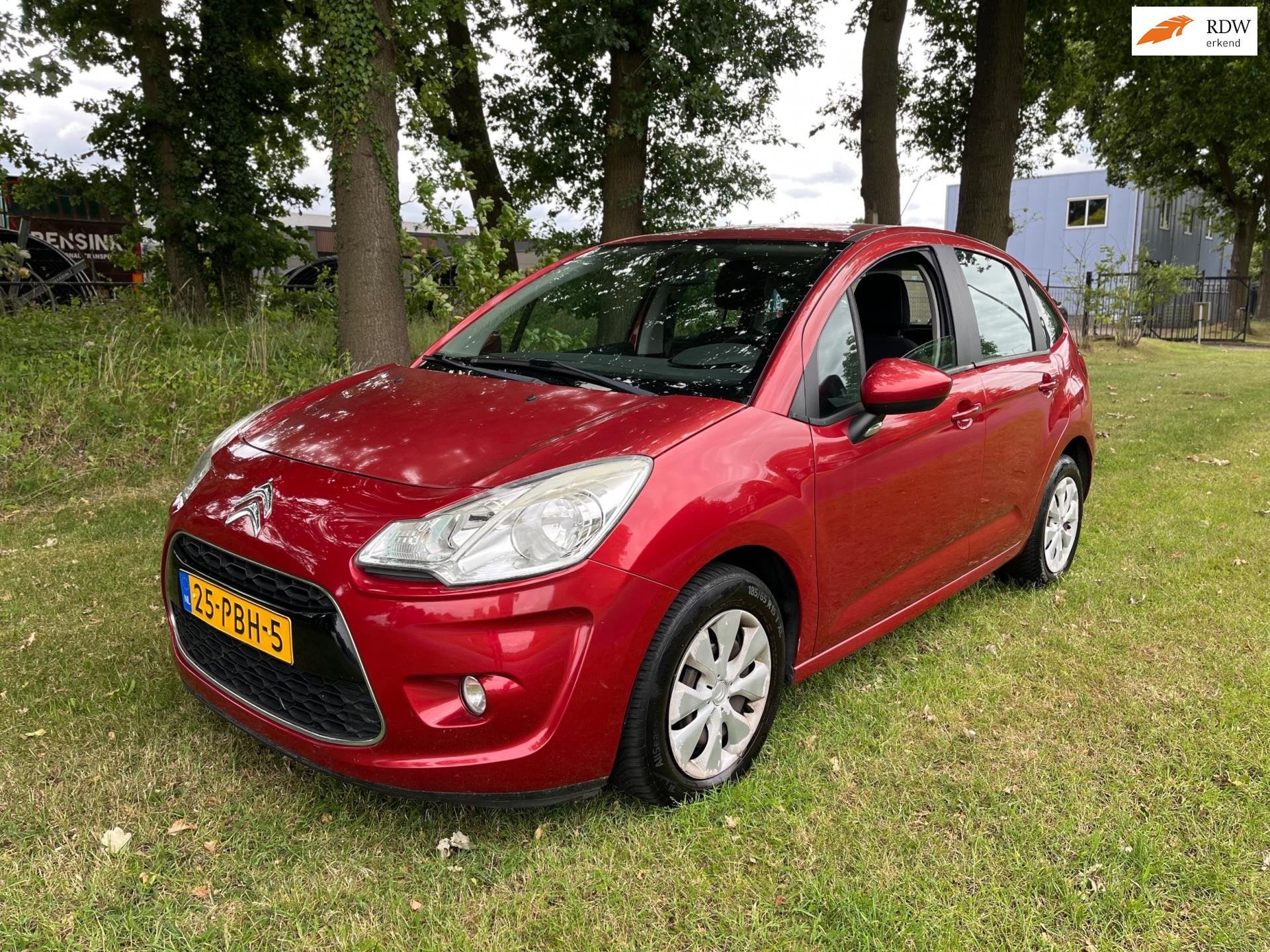 Citroen C3 1.4 VTi Dynamique, Voorwielaandrijving, Euro 5, Stof, Zwart