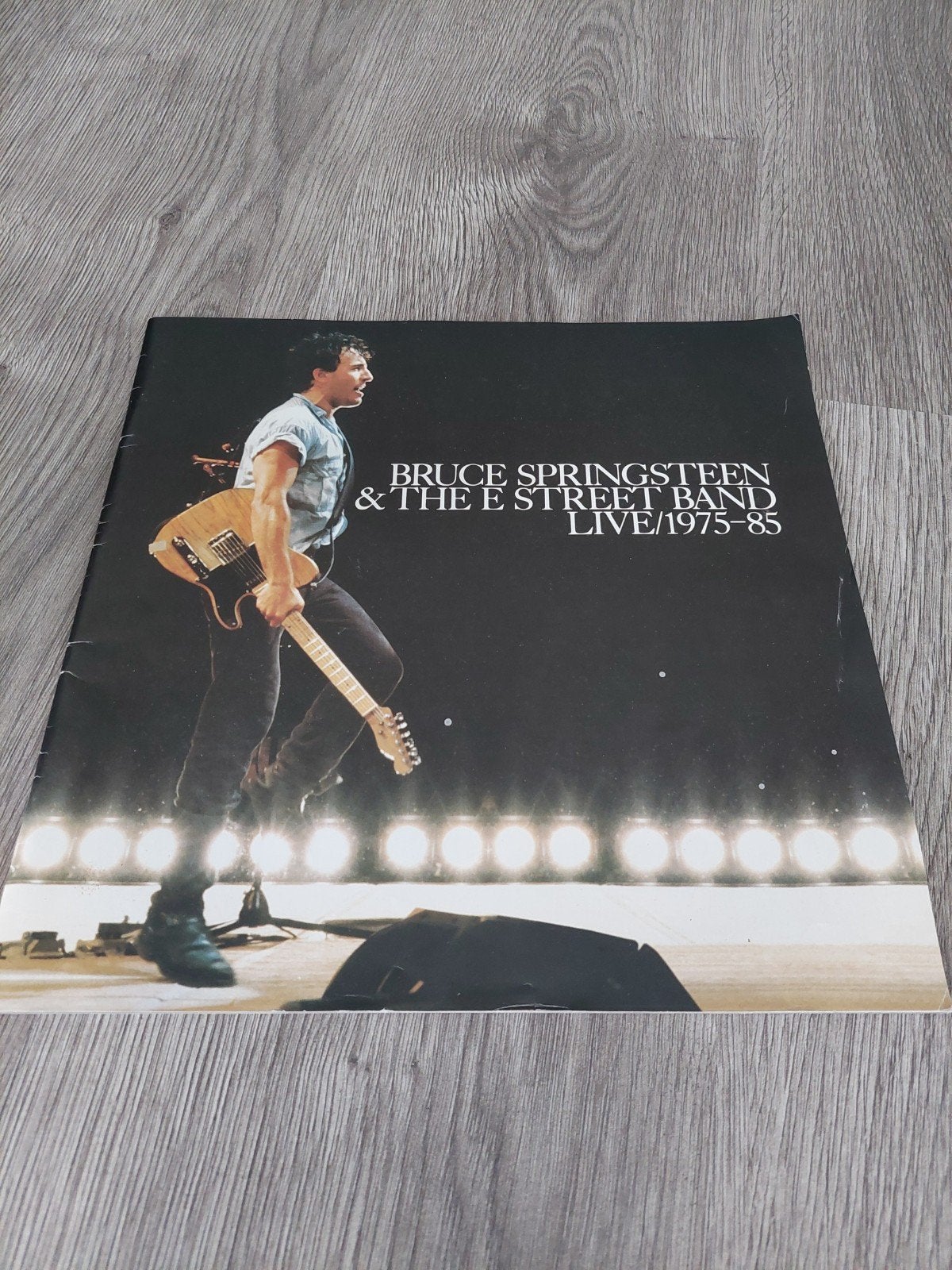 vin'tage  Tourbook BRUCE SPRINGSTEEN 1985, Verzenden, Zo goed als nieuw, Boek, Tijdschrift of Artikel