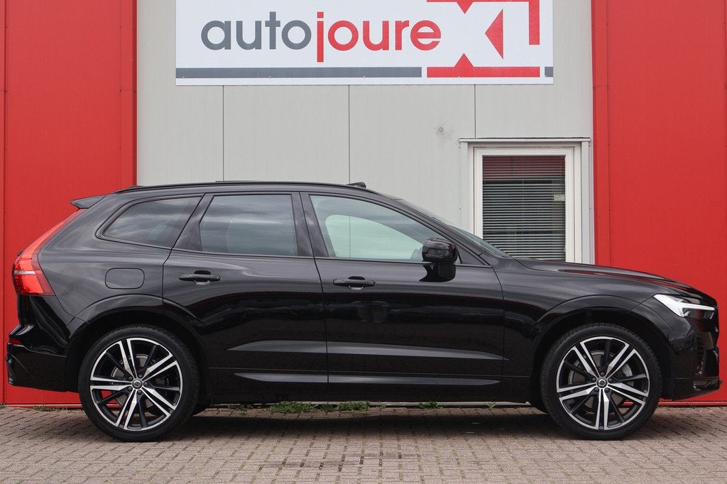 Volvo XC60 2.0 B5 Inscription (bj 2022, automaat), Auto's, Volvo, Gebruikt, 1969 cc, Zwart, Bedrijf