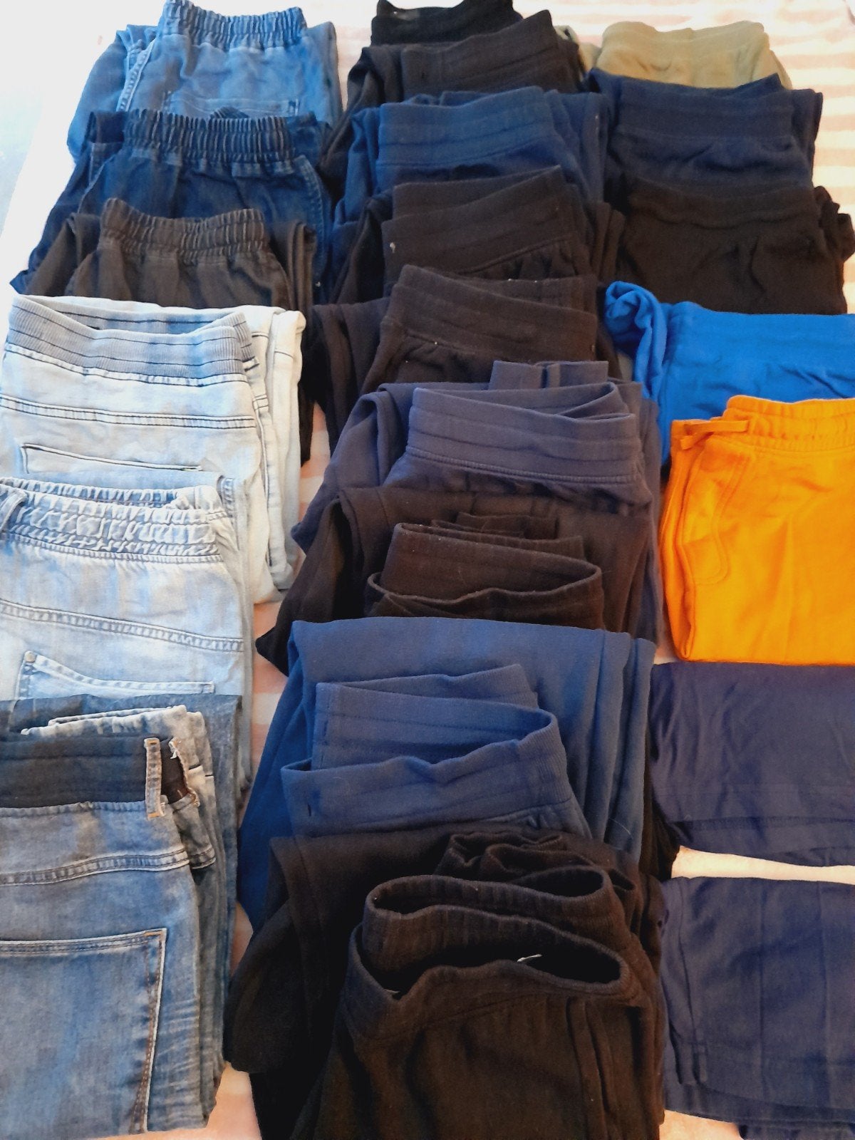 23 broeken maat 164-170. H&M Nike L&S Ophalen in Loosduinen, Kinderen en Baby's, Kinderkleding | Maat 164, Gebruikt, H&M, Jongen