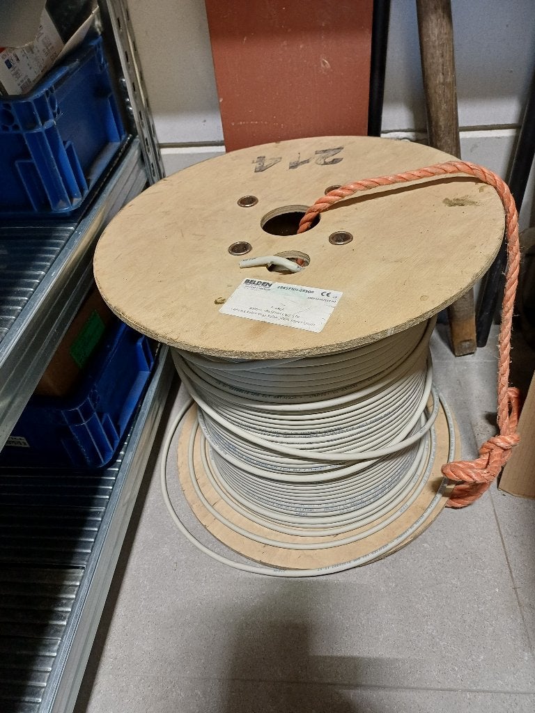 Belden 1885ENH Cat7 STP netwerkkabel 100%koper datakabel, Computers en Software, Pc- en Netwerkkabels, Ophalen, Nieuw
