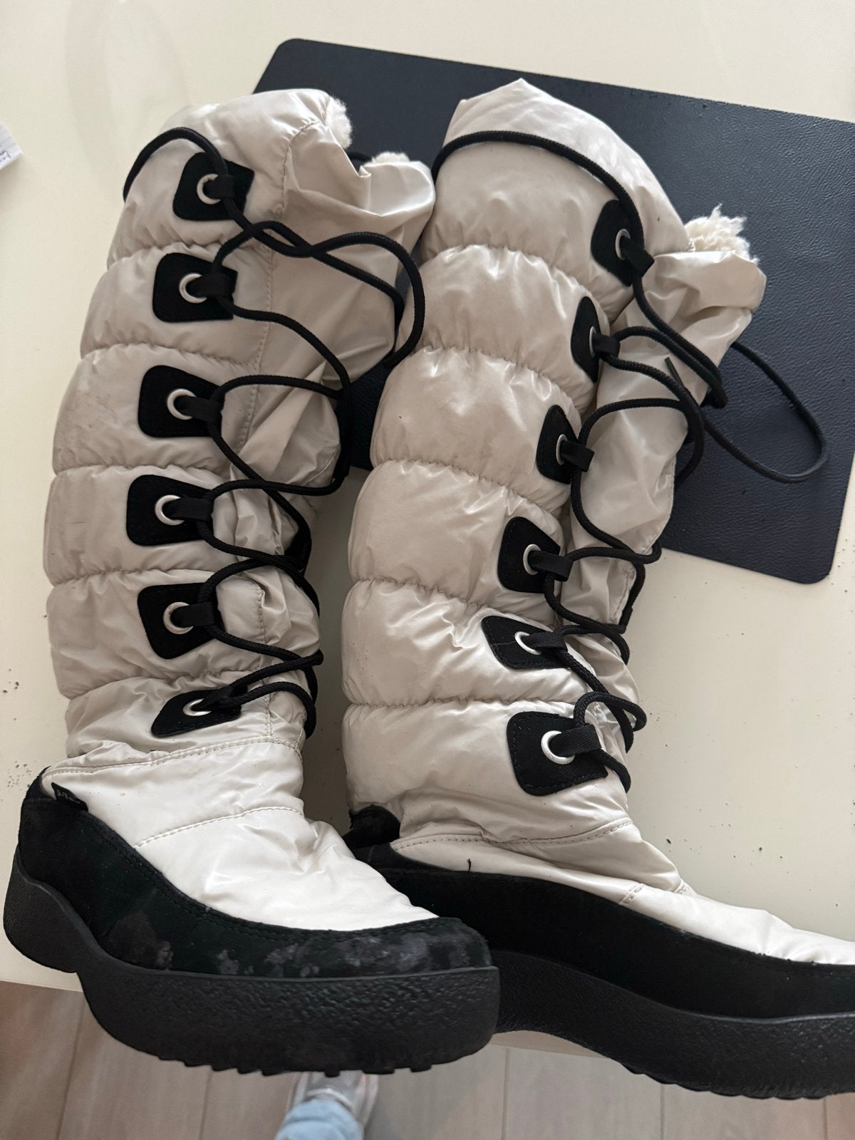 Snowboots - Maat 38 - 39 Zo goed als nieuw, Ophalen of Verzenden, Zo goed als nieuw, Wit, Snowboots